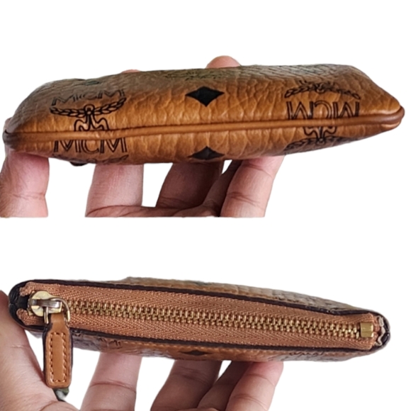 ✨️MCM MONOGRAM KEY POUCH IN VISETOS